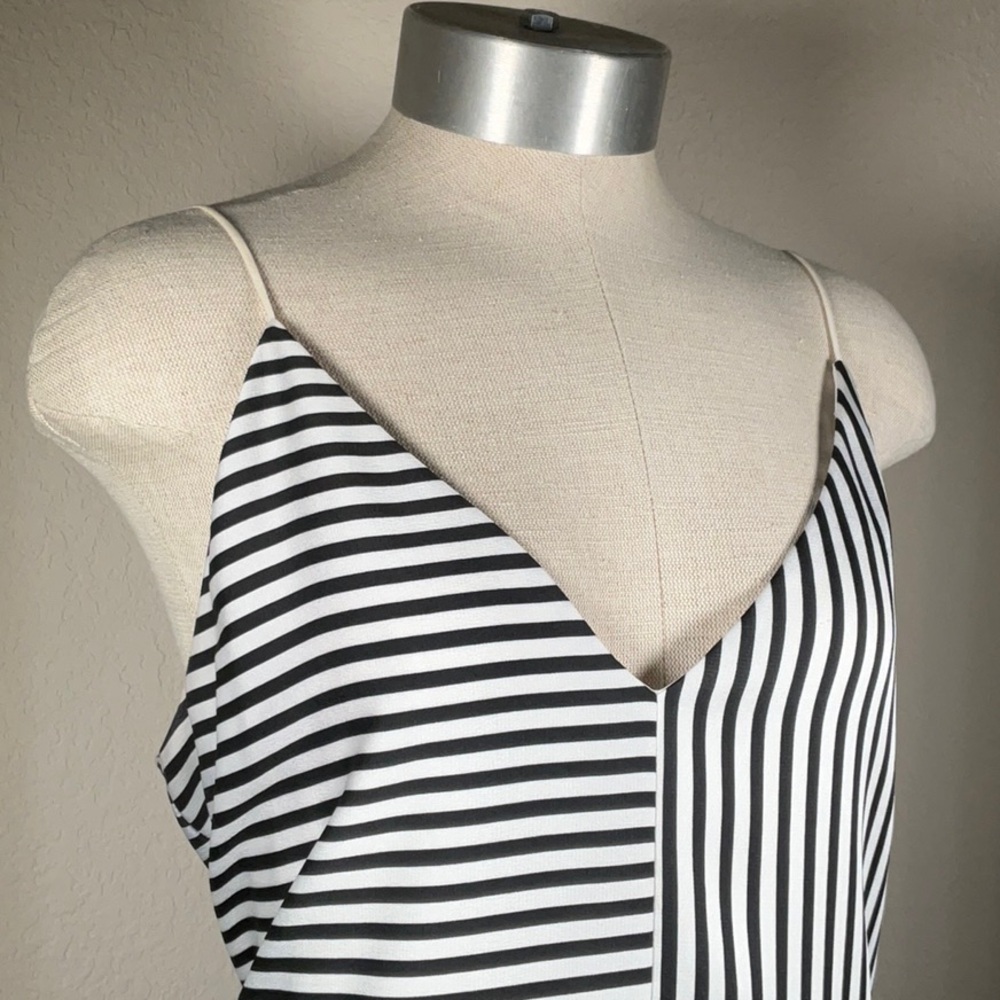 Express Black and White Striped Downtown Cami Top in size L